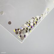 Nail Art Стразы 50шт (в ассортименте)